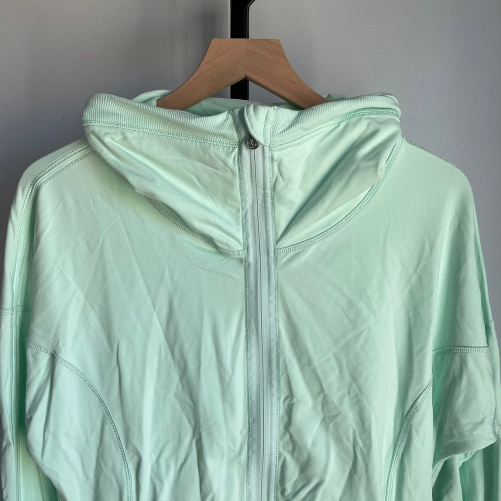 Lululemon Jacket - Picture 3 of 12